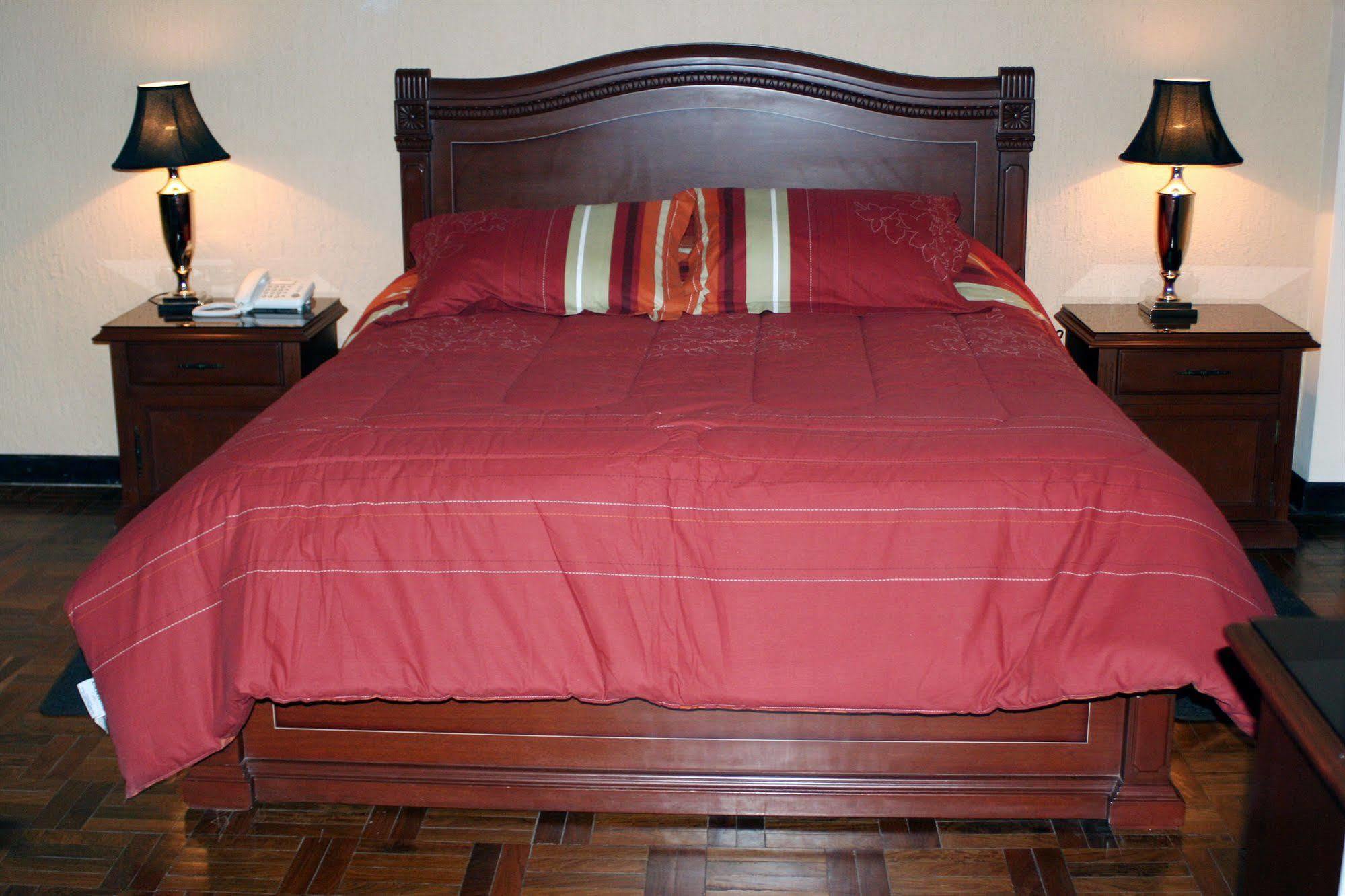 Hostal Patrimonio - Potosí Esterno foto